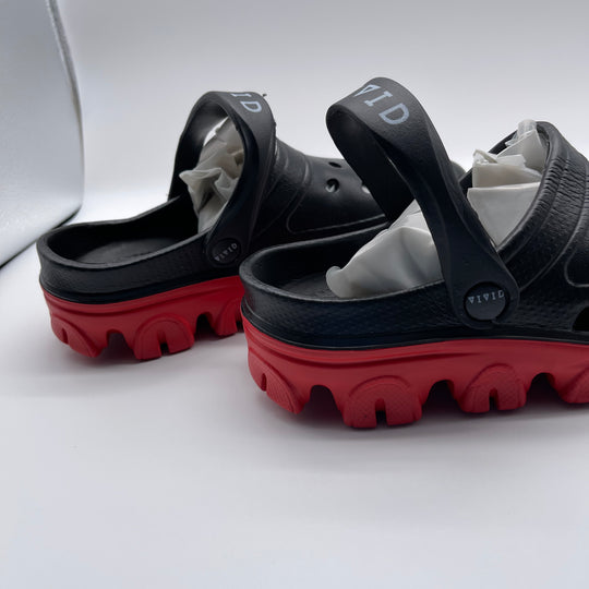Try On the Red VIVIDMaxGrip All Terrains